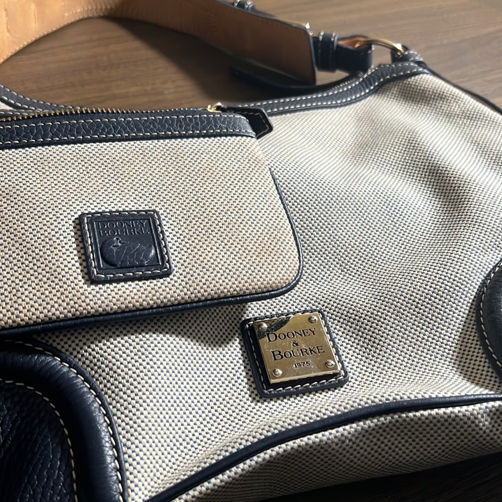 Dooney&Bourke hobo bag and wrist wallet